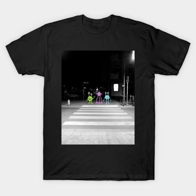 Alien Crossing T-Shirt by deklinlee